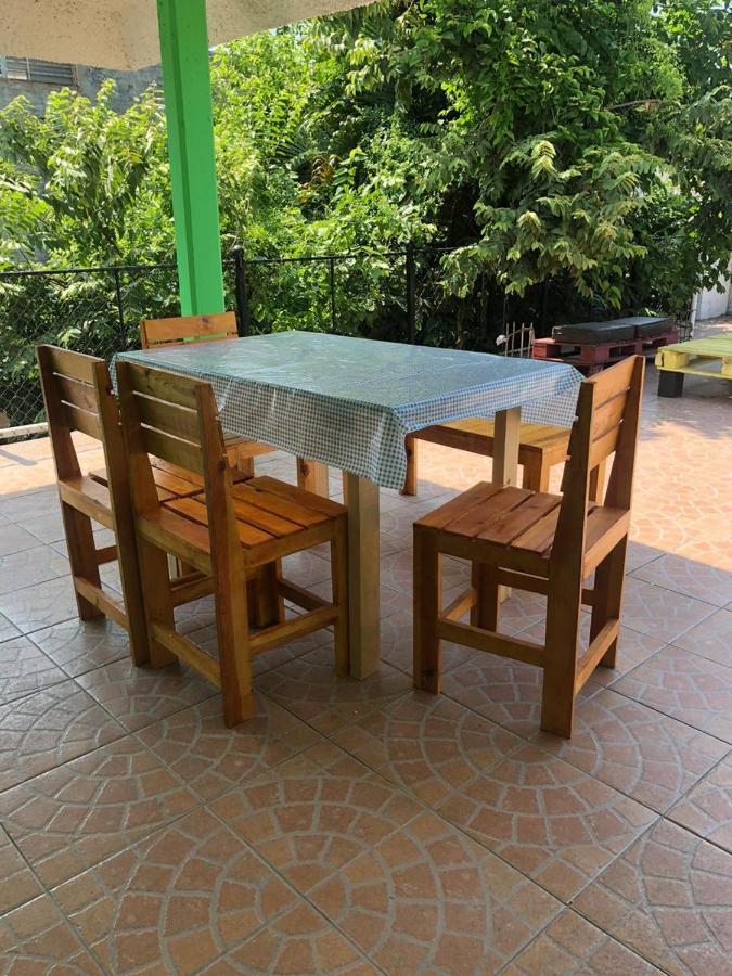 Hostal Perla Mazatlan Luaran gambar
